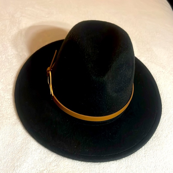 Black Woman Hat.🖤 - Picture 2 of 5